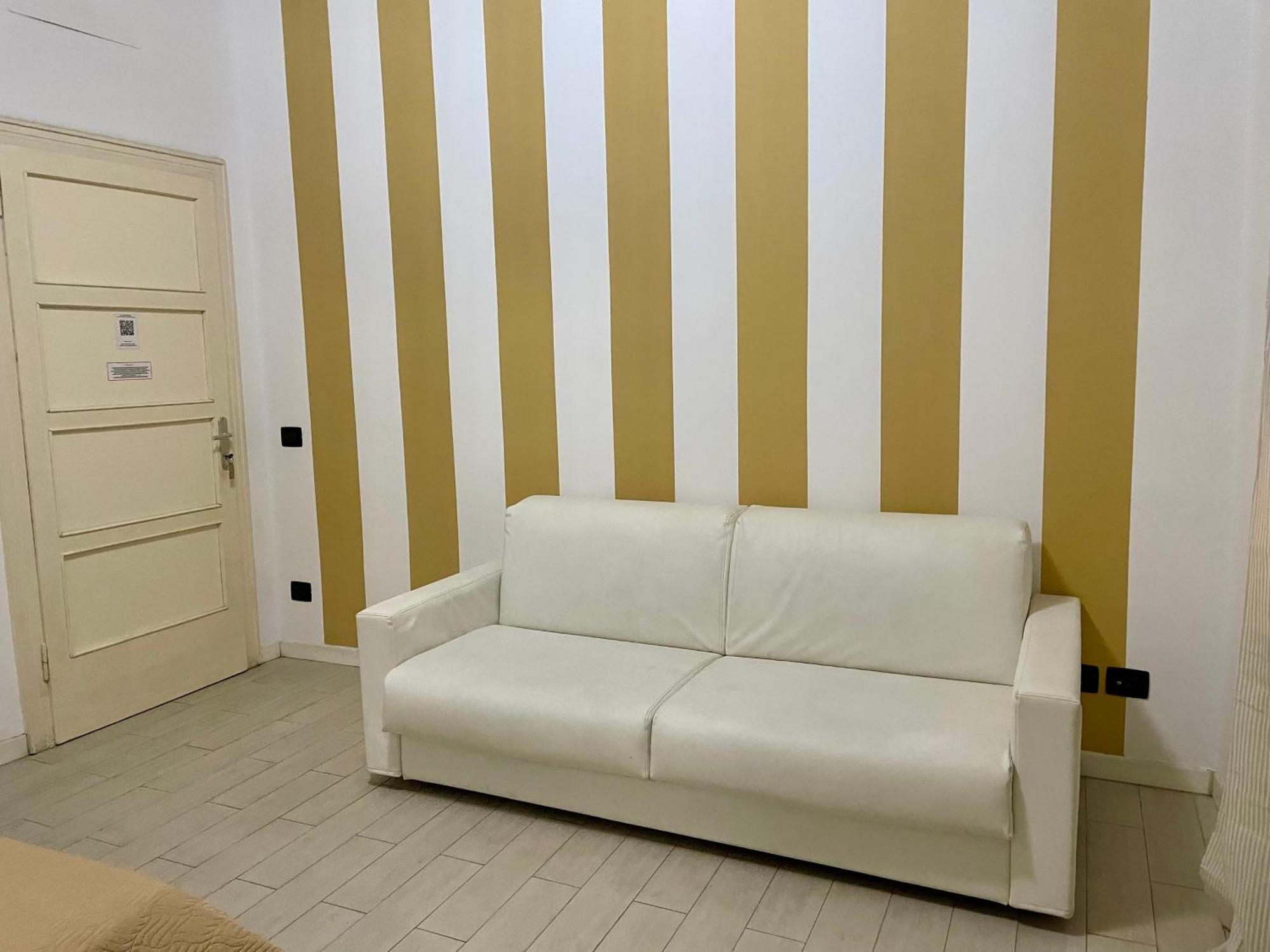 Domus Pellicciai — Foto 1